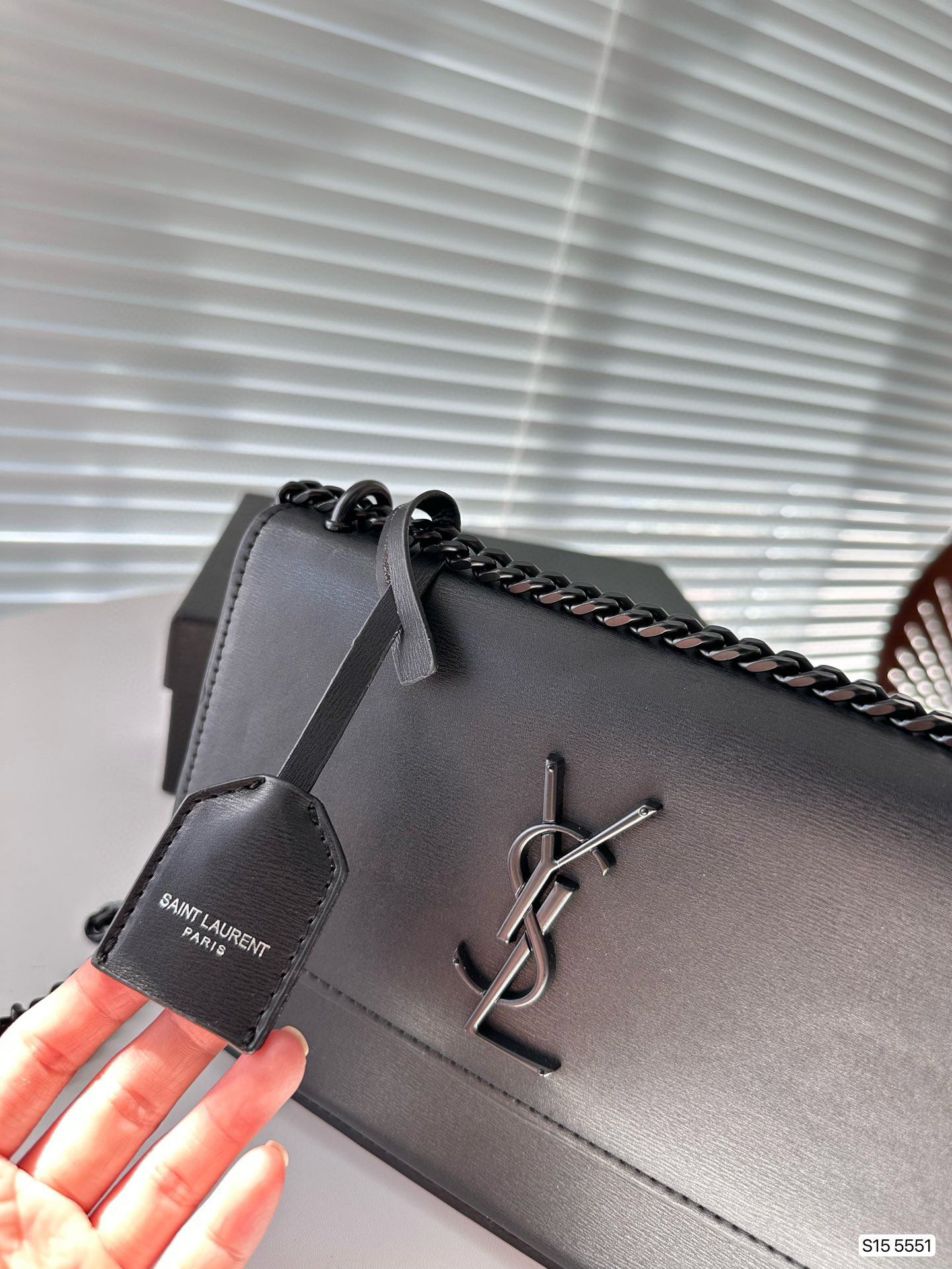 YSL YSL counter the same58$ code:12017 gallery