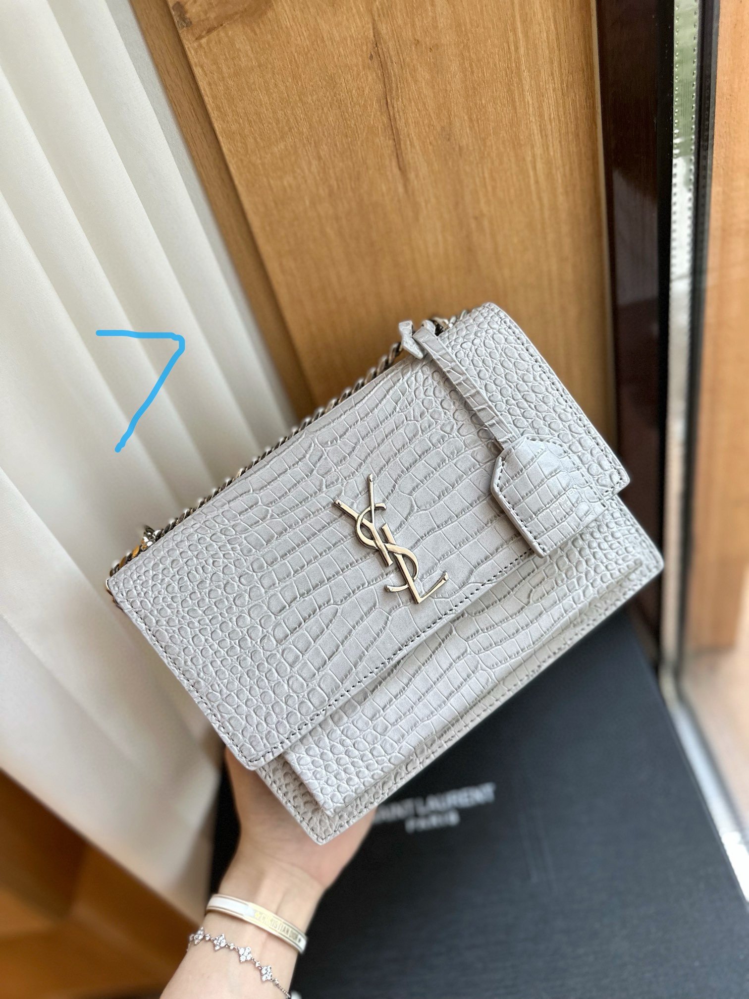 YSL sunset chain bag. Smooth leather with fine grain55$  code:7014 gallery