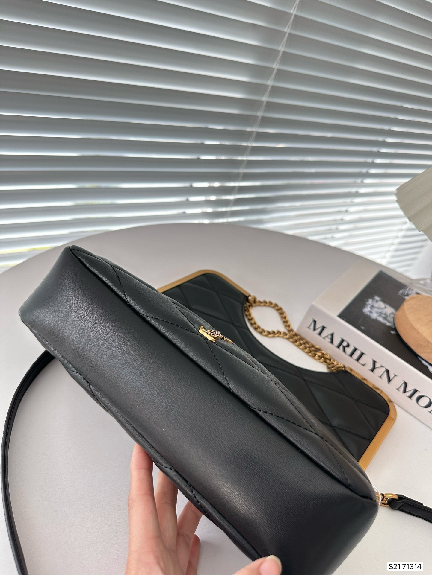 Yves Saint Laurent Dinner Bag63$ code:733 gallery