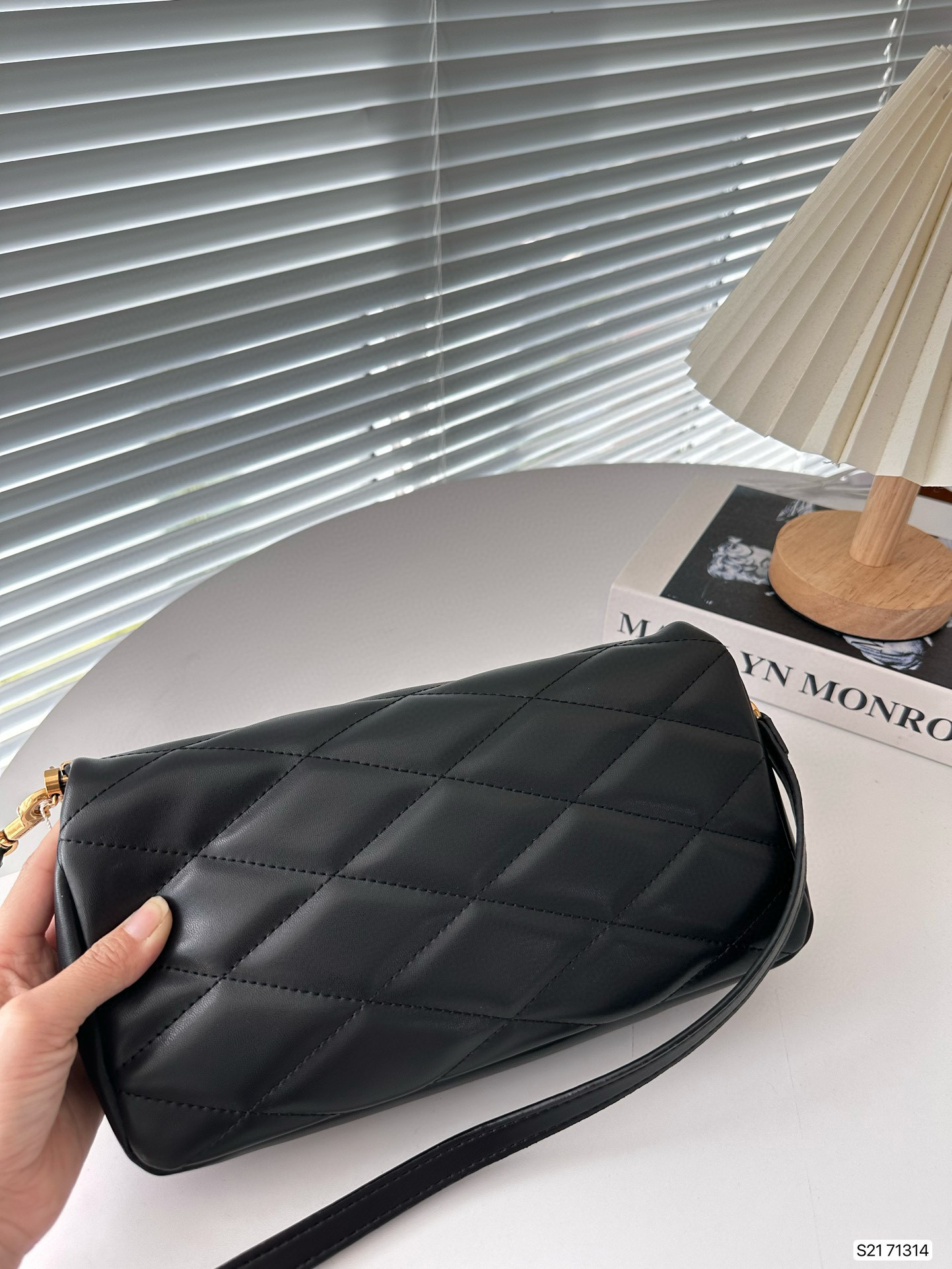 Yves Saint Laurent Dinner Bag63$ code:733 gallery