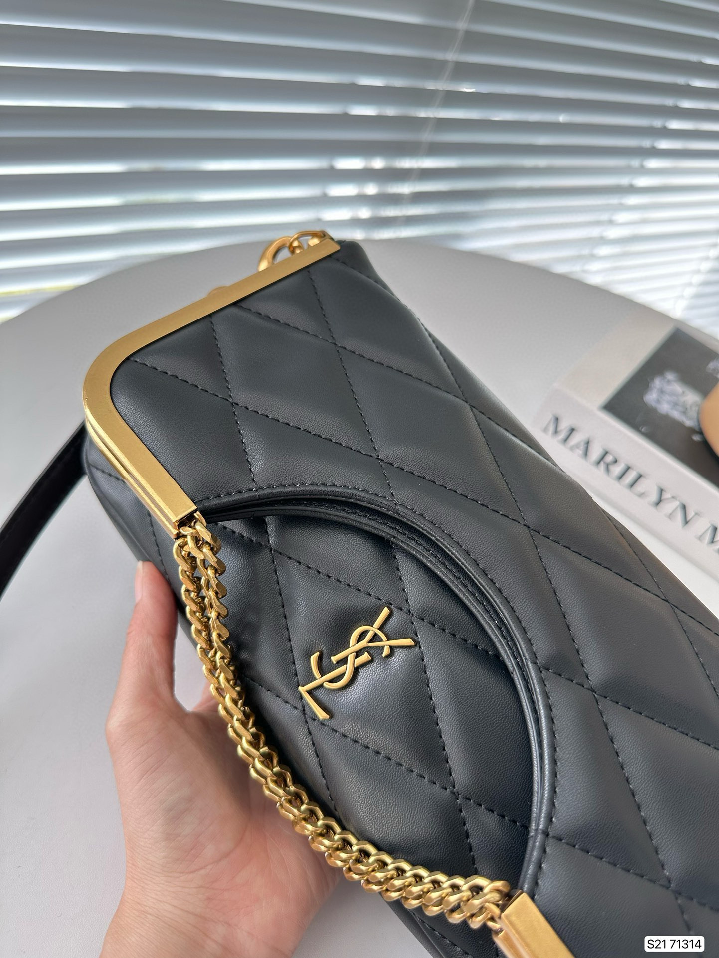 Yves Saint Laurent Dinner Bag63$ code:733 gallery