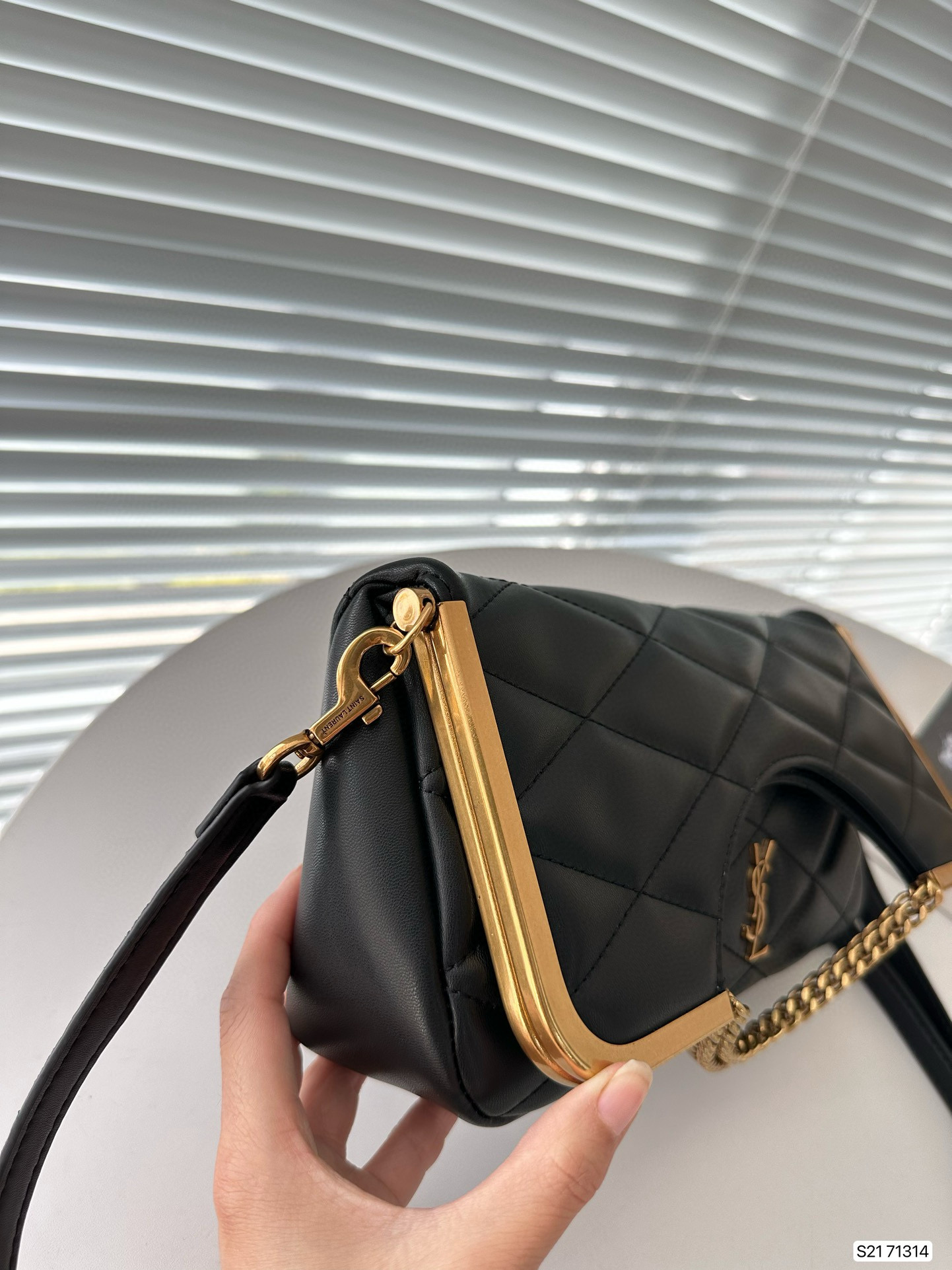 Yves Saint Laurent Dinner Bag63$ code:733 gallery