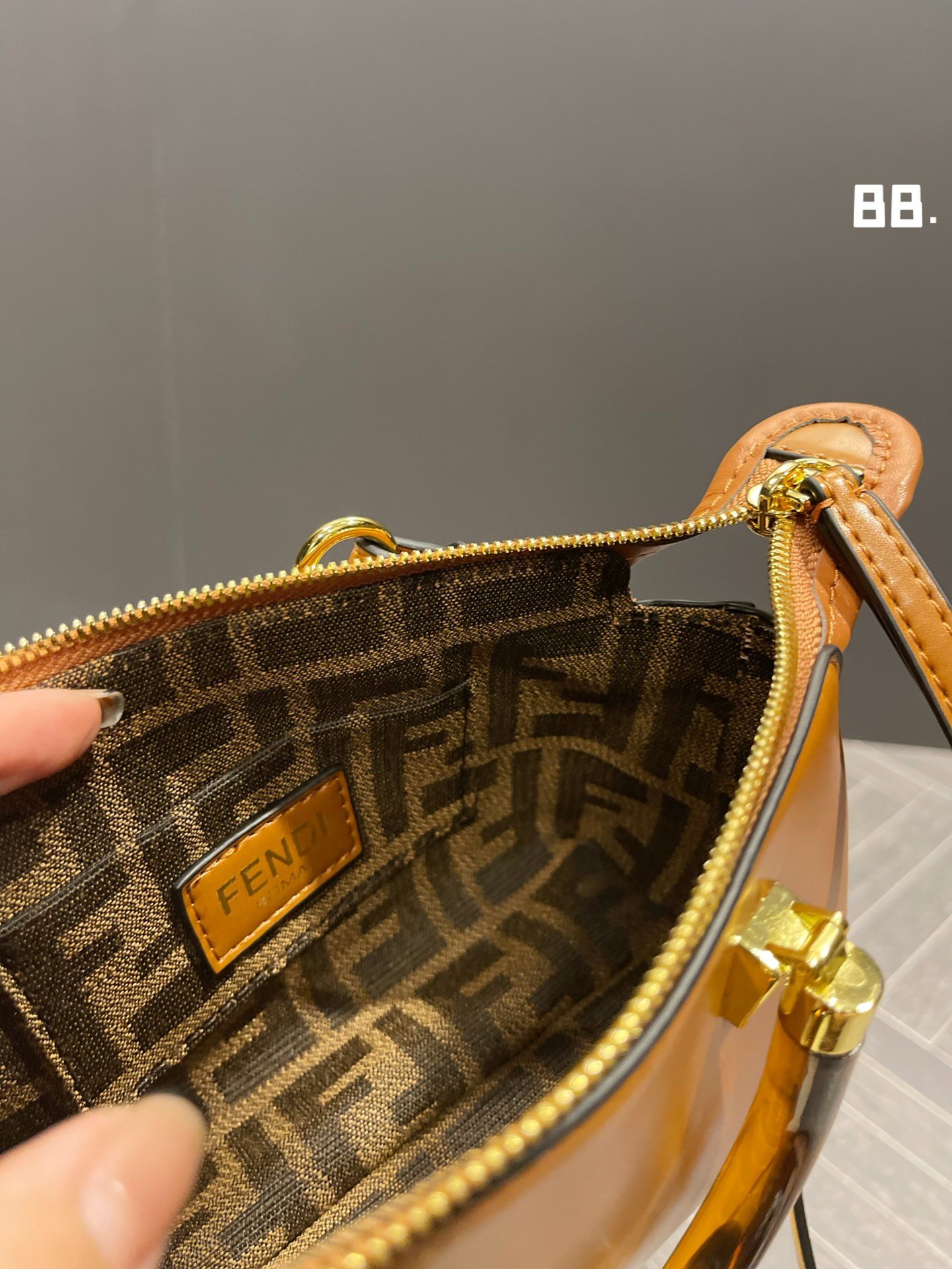 fendi $68 code：13841 gallery