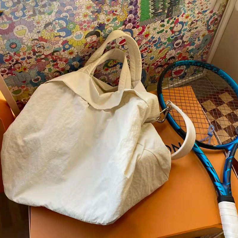 lululemon $28 CODE：14335 gallery