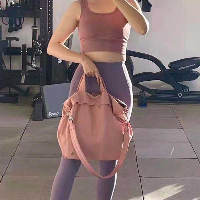 lululemon $28 CODE：14335 gallery