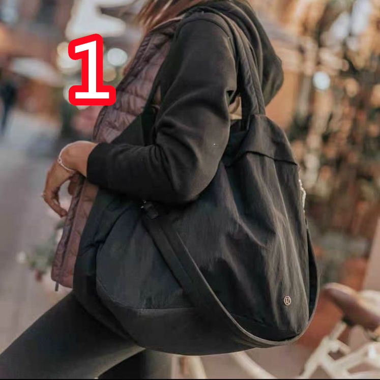 lululemon $28 CODE：14335 gallery