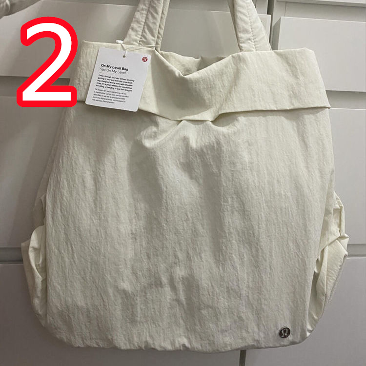 lululemon $28 CODE：14335 gallery