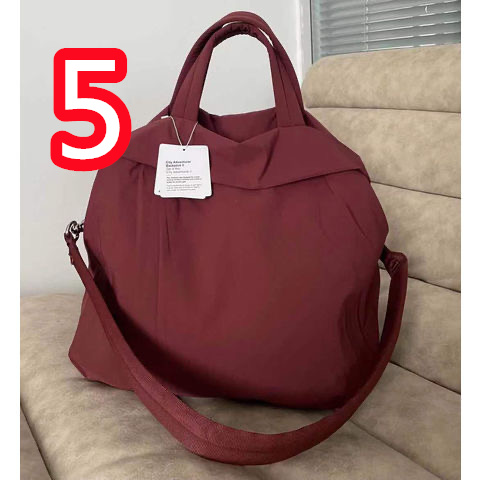 lululemon $28 CODE：14335 gallery