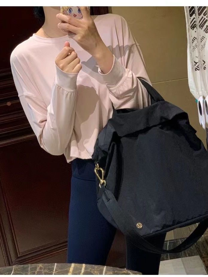 lululemon $28 CODE：14335 gallery
