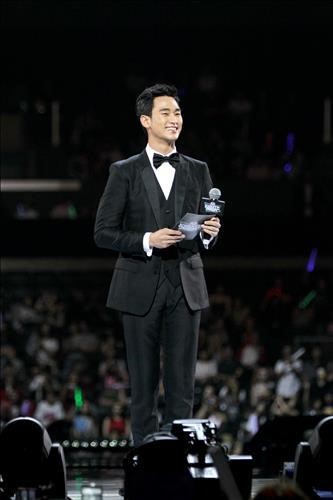 KCON-15-Los-Angeles-Kim Soo-Hyun