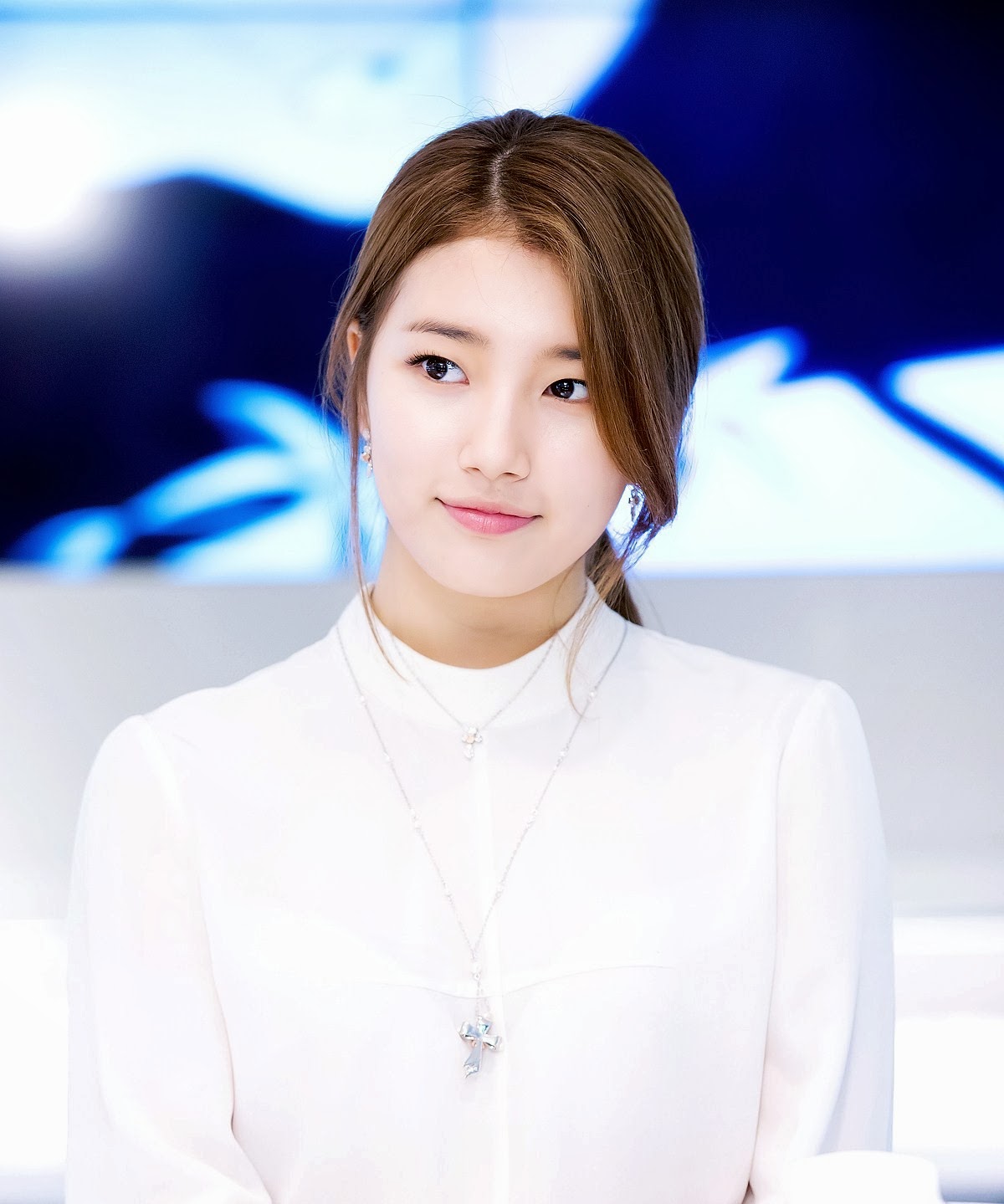 Suzy-miss-A-Sweet-Beauty-in-White-4