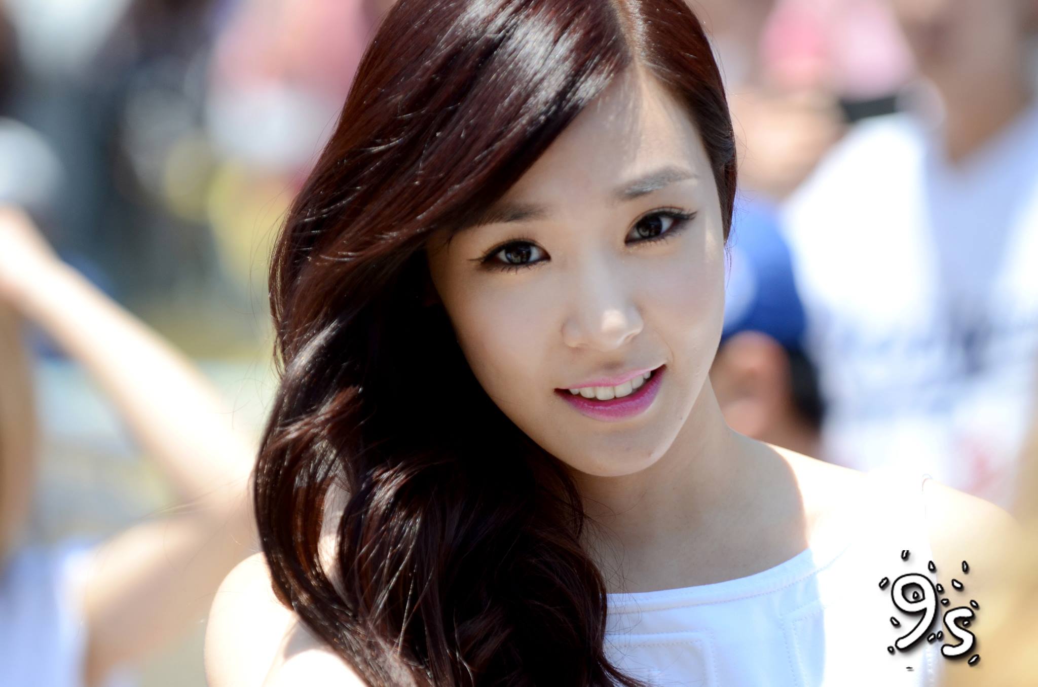Tiffany SNSD Image 01 - www.walldes-download.com