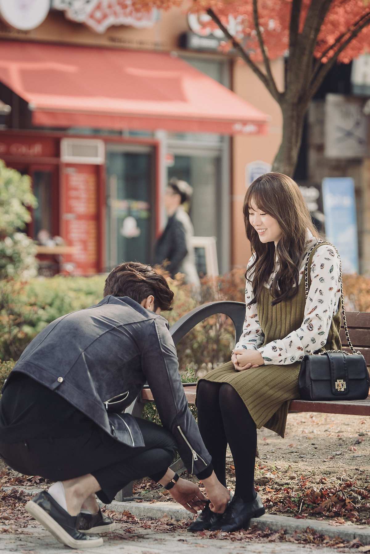 Những hình ảnh đầu tiên của Sung Hoon và Song Ji Eun trong "My Secret Romance"