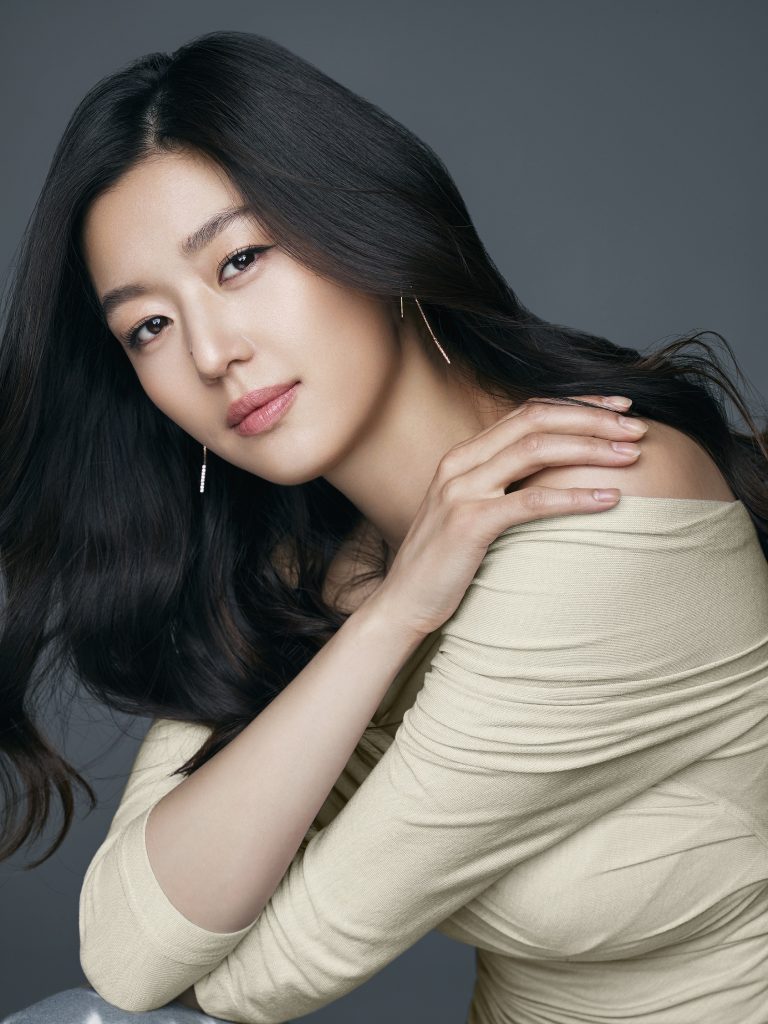 [KStyle Japan] Jeon Ji Hyun: “Mặc dù Lee Min Ho là một ngôi sao lớn nhưng lại là người rất tỉ mỉ, ân cần và chất phác”