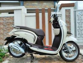 Honda Scoopy Tahun 2015 Warna Putih