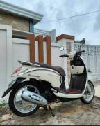 Honda Scoopy Tahun 2015 Warna Putih