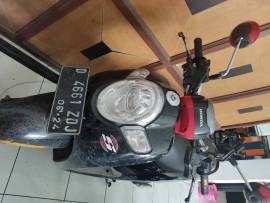 JUAL MOTOR HONDA SCOOPY A/T