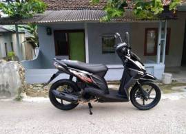 Honda Beat Tahun 2012 Hitam