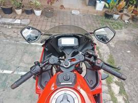 Suzuki GSX R150 MERAH TAUN 2017