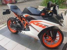 KTM RC 200 - 2017 FULL ORI