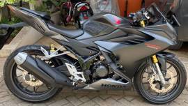 Jual Honda CBR 150 R 2021 3300 KM