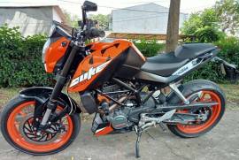 KTM DUKE 200