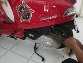 JUAL MOTOR VESPA LX 125 I GET