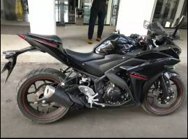 Yamaha R25, mulus, terawat.