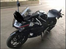 Yamaha R25, mulus, terawat.