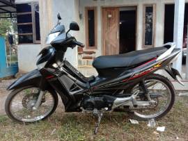 butuh uang,lepas motor kesayangan