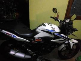 Honda CB150R 2014