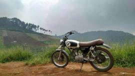 dijual motor cb keadan bagus edisi wanieun