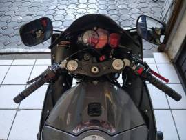 Yamaha R1 mengkilat coy...