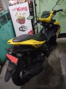 Yamaha Aerox 2017, warna kuning