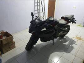 HONDA CBR 250 RR LOW KILOMETER