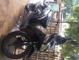 Dijual vario 110 cc karbu 2011