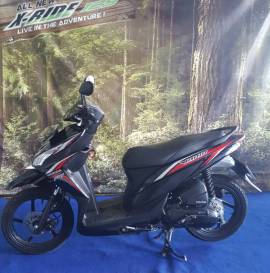 APM HONDA SCOOPY MERAH 2017