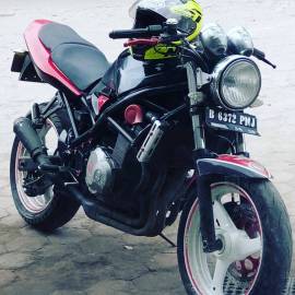 Dijual suzuki bandit 400 cc