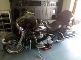 Harley davidson Ultra Clasic 2007 warna Hitam,BODY