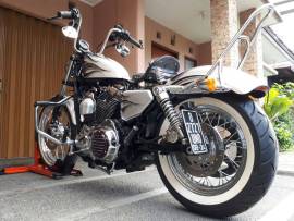 Harley Davidson Sportsters Seventy Two