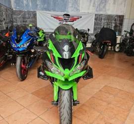 Kawasaki ZX6R 636 cc 2022 plat L odo 2000 Km