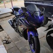 Dijual Motor R15 V3 2019