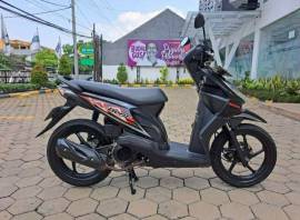 Honda Beat Thn 2012 Wrna Hitam