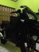 Dijual cepat Honda CBR 150R thn.2015 Masih MULUS &