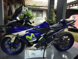 Yamaha Yzf R25 Movistar