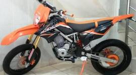 motor trail klx 150cc