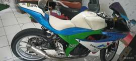 GSX R150 warna biru