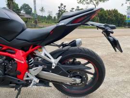 Honda CBR 250 RR Hitam Merah 2022