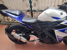 Yamaha R25 2015