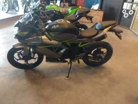 Kawasaki Ninja SL